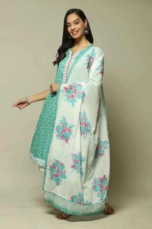 Women's Green Festive Kurta Set
