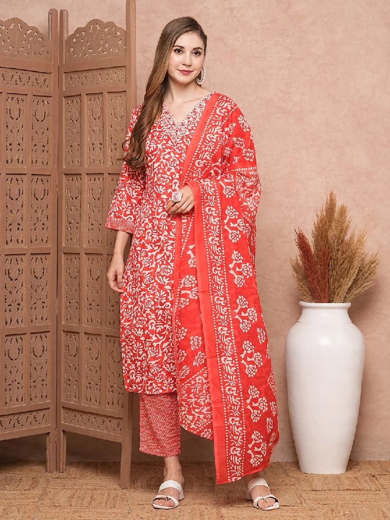 Women's Red Festive Printed Kurta Set