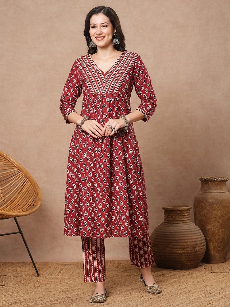 Women's Red Casual Printed Kurta Set