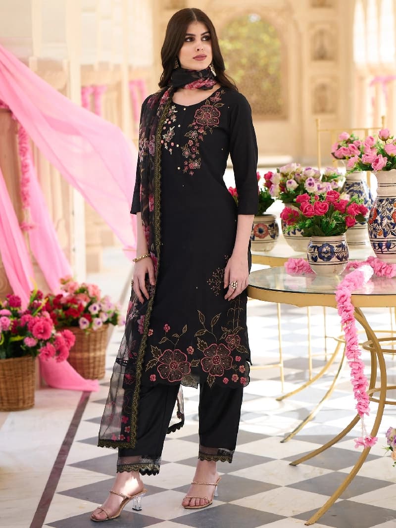Women's Black Festive Printed Kurta Set