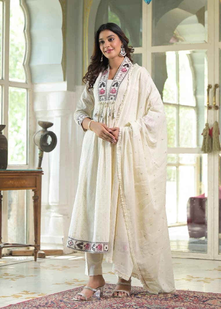 Women's White Casual Kurta Set