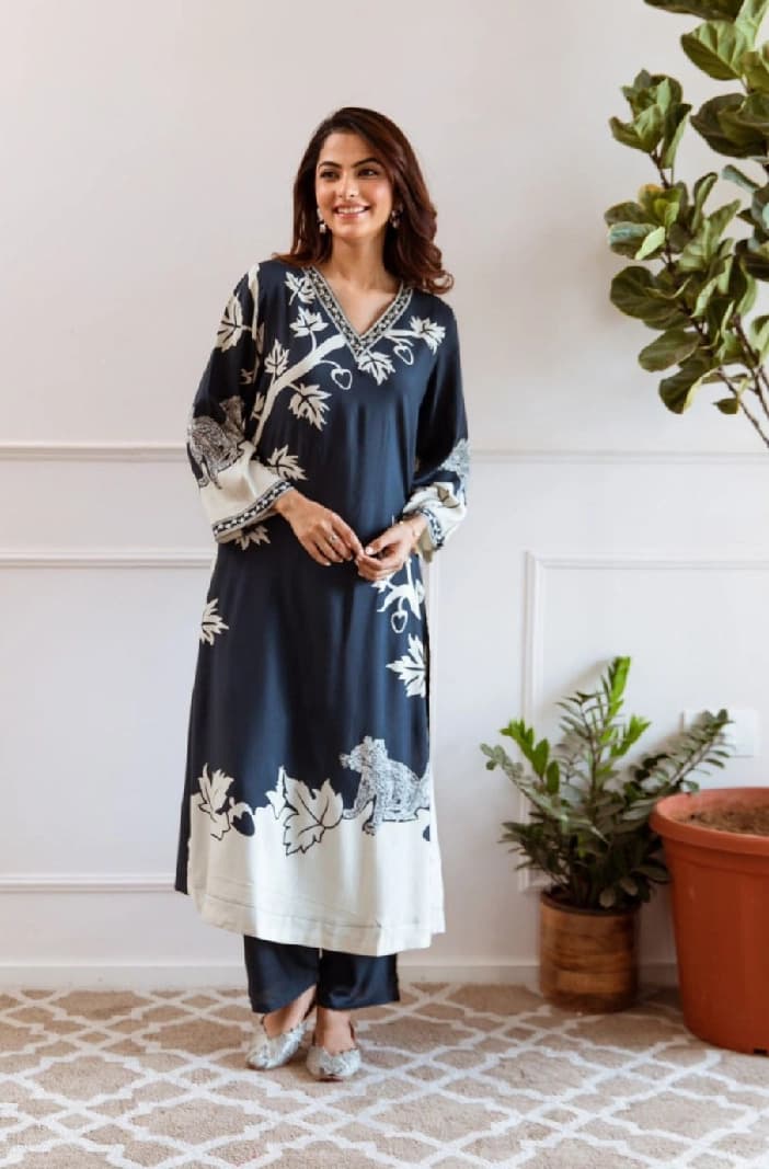Women's Navy Casual Printed Kurta Set