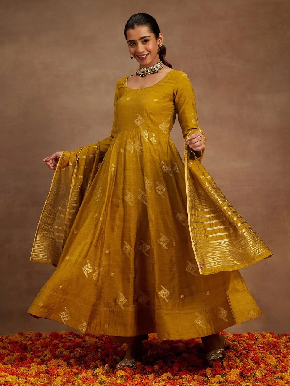 Women's Yellow Festive Printed Kurta Set
