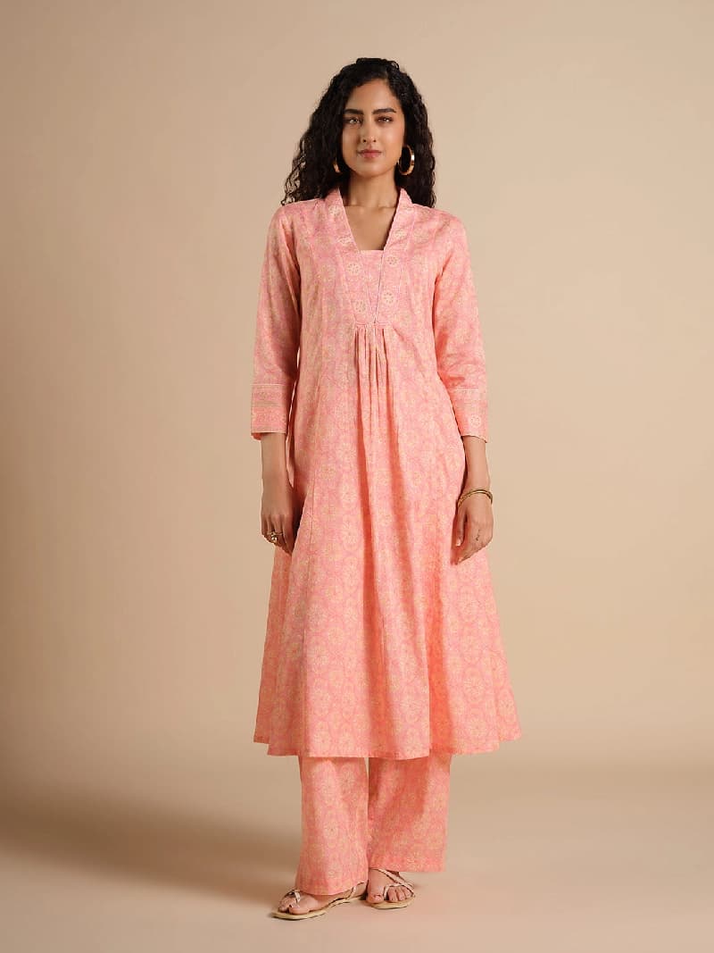 Women's Pink Casual Printed Kurta Set