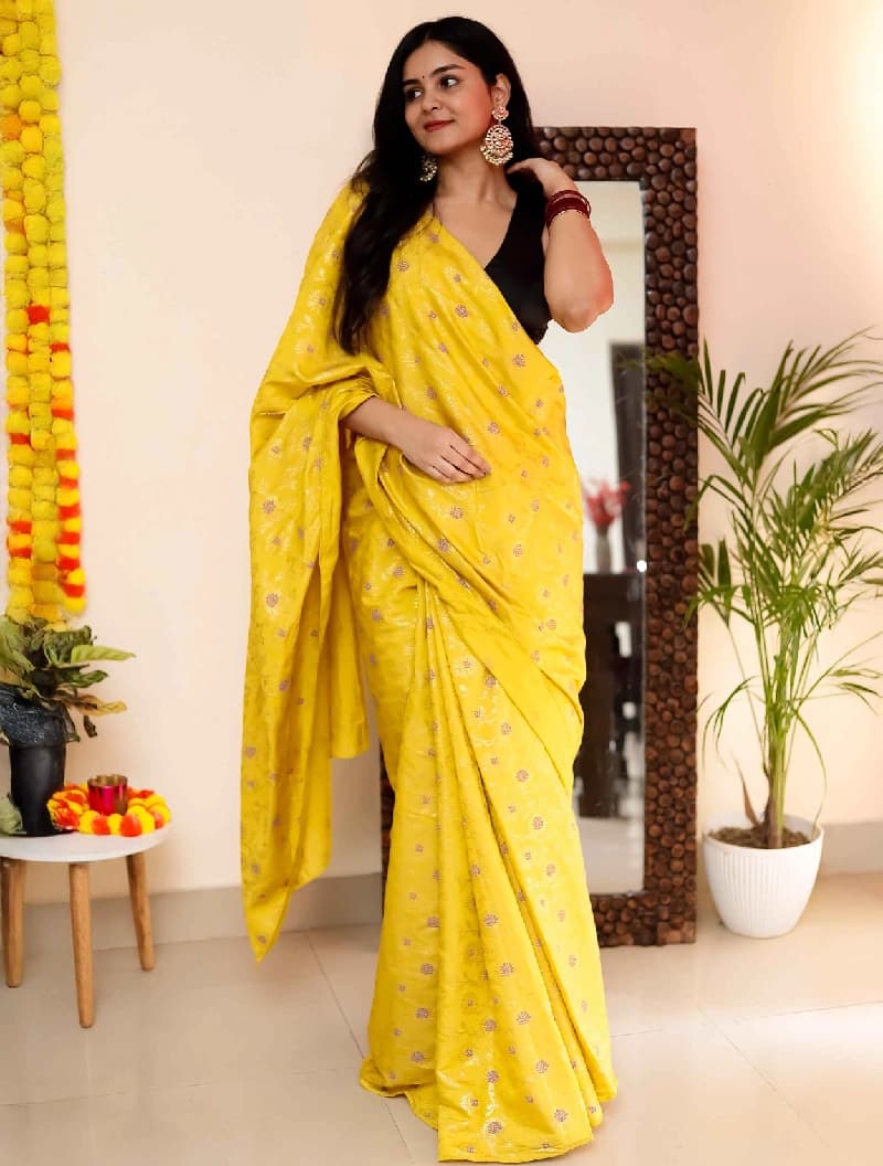 Women's Yellow Foil Print Festive Saree With Unstitched Blouse Piece