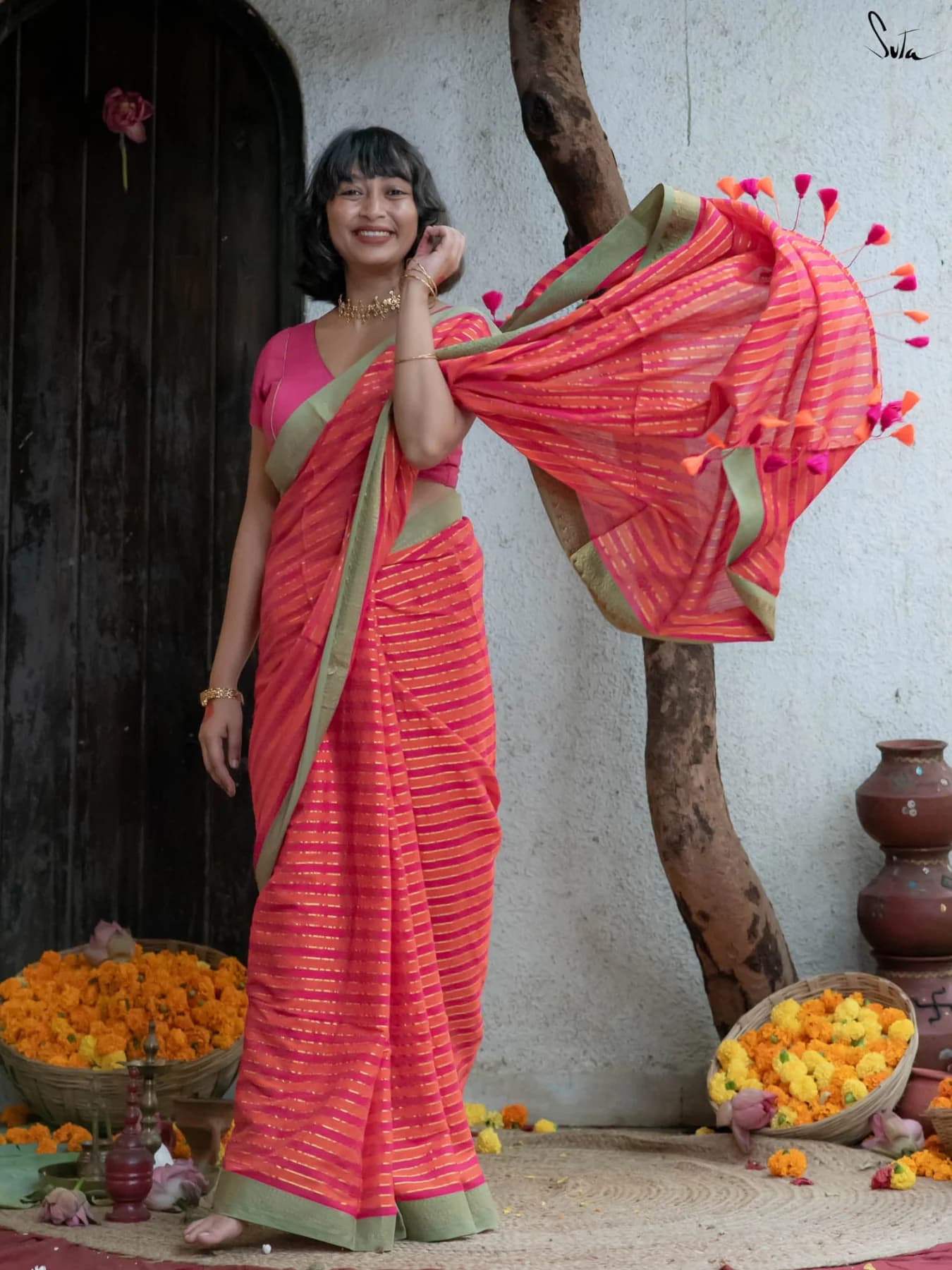 Women's Orange Casual Solid Regular Fit Saree
