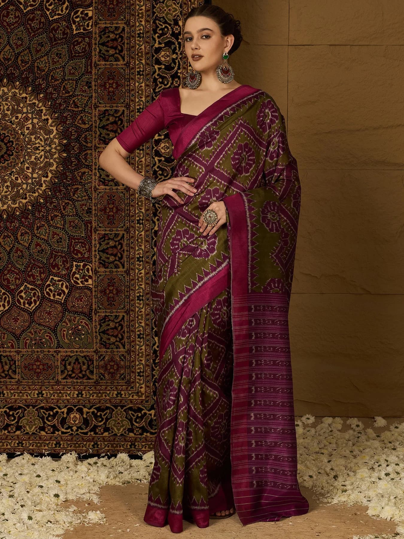 Women's Green Party Regular Fit Saree