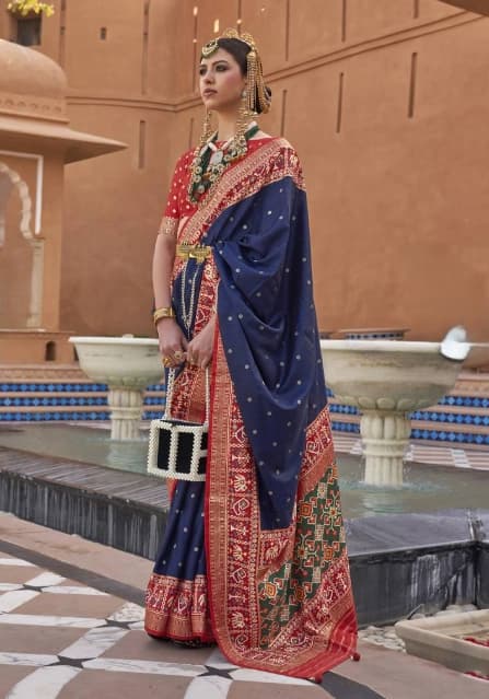 Women's Navy Party Regular Fit Saree