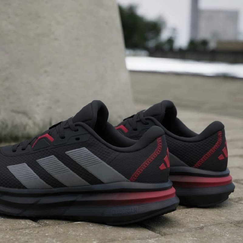 Buy - Men's Black Galaxy 7 M Lace-up Running Shoes online - Zilo - 60 Mins Delivery & Free In-Home Trials Buy - Men's Black Galaxy 7 M Lace-up Running Shoes online - Zilo - 60 Mins Delivery & Free In-Home Trials