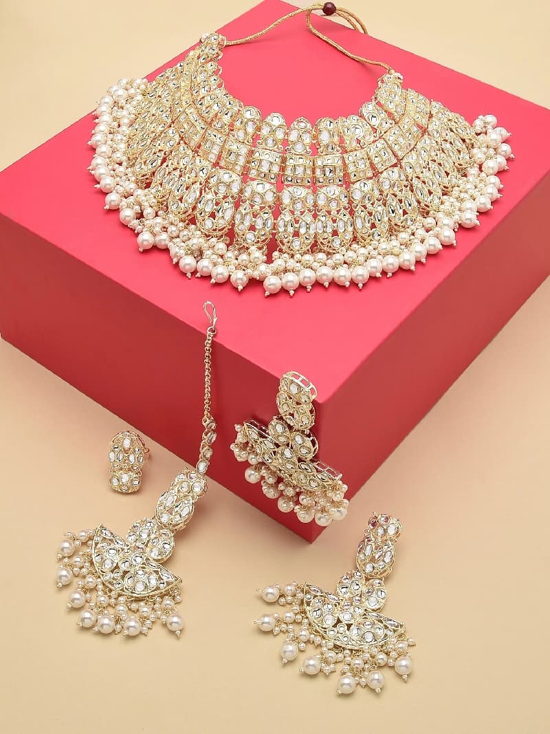 Women's Gold Tone Bridal Kundan Choker Necklace Earring Maangtikka & Ring Set-ZPFK12217