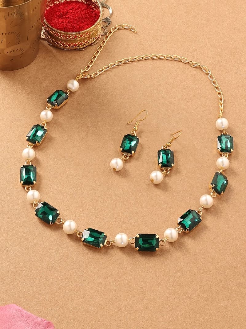 Women's Green Artificial Stones & Pearls Contemporary Necklace & Earring Set-ZPFK16811