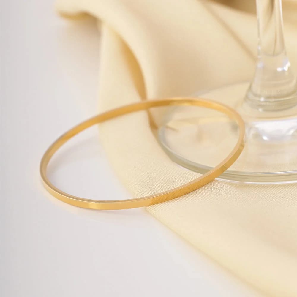 Women's Gold Flat Wire Bangle Bracelet Waterproof & Anti-Tarnish