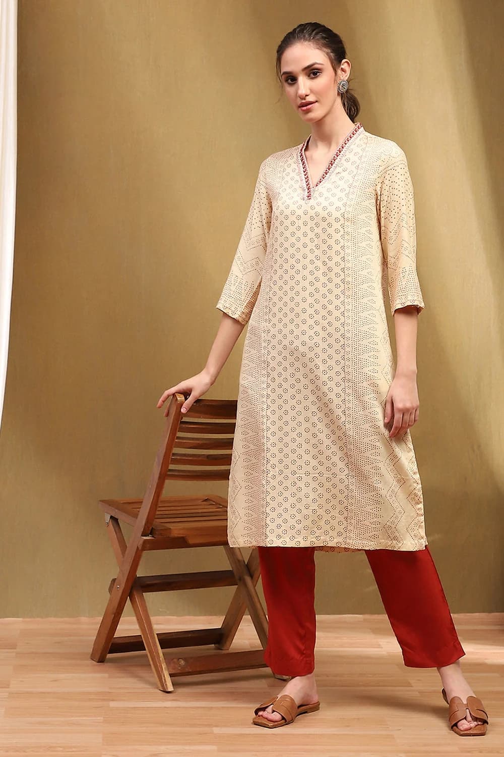 Women's Pink Casual Printed Regular Fit Kurta