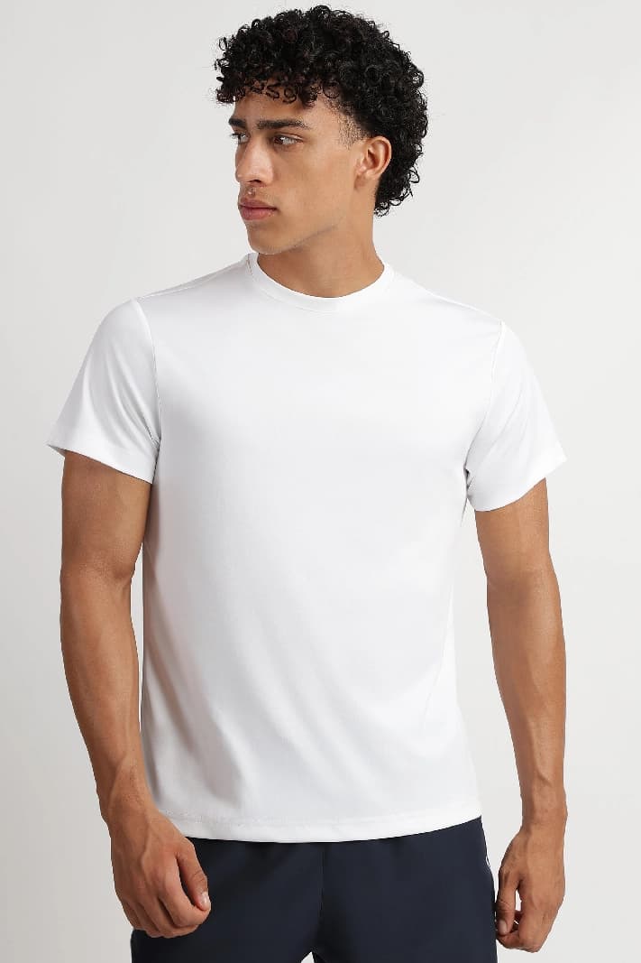 Men's White Casual Solid Regular Fit Tshirt