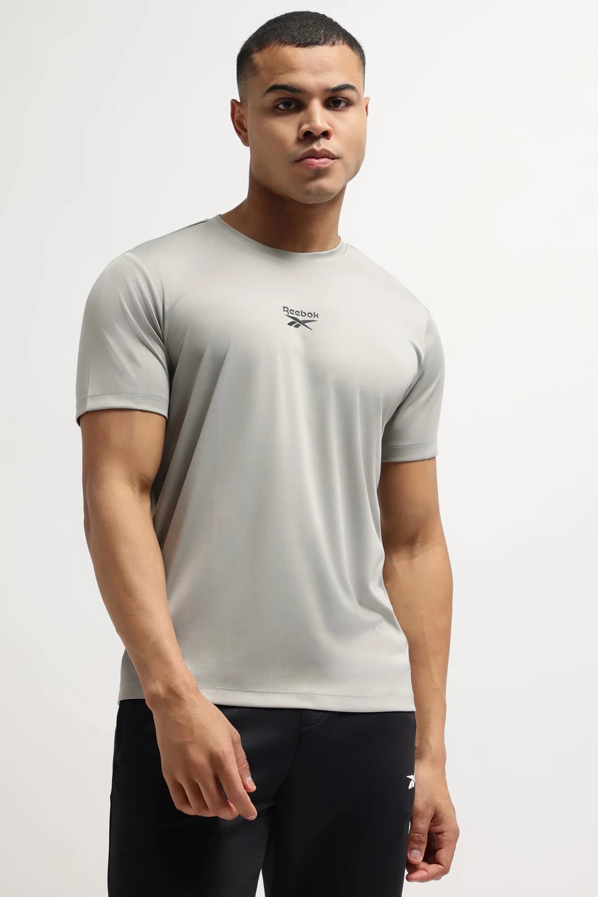 Men's Grey Casual Solid Regular Fit Tshirt