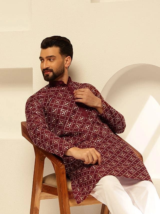 Men's Red Festive Floral Regular Fit Kurta