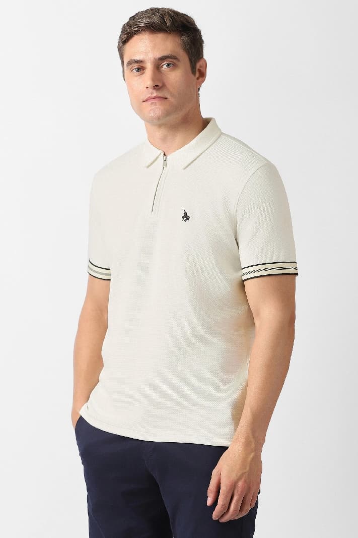 Men's White Casual Solid Regular Fit Tshirt