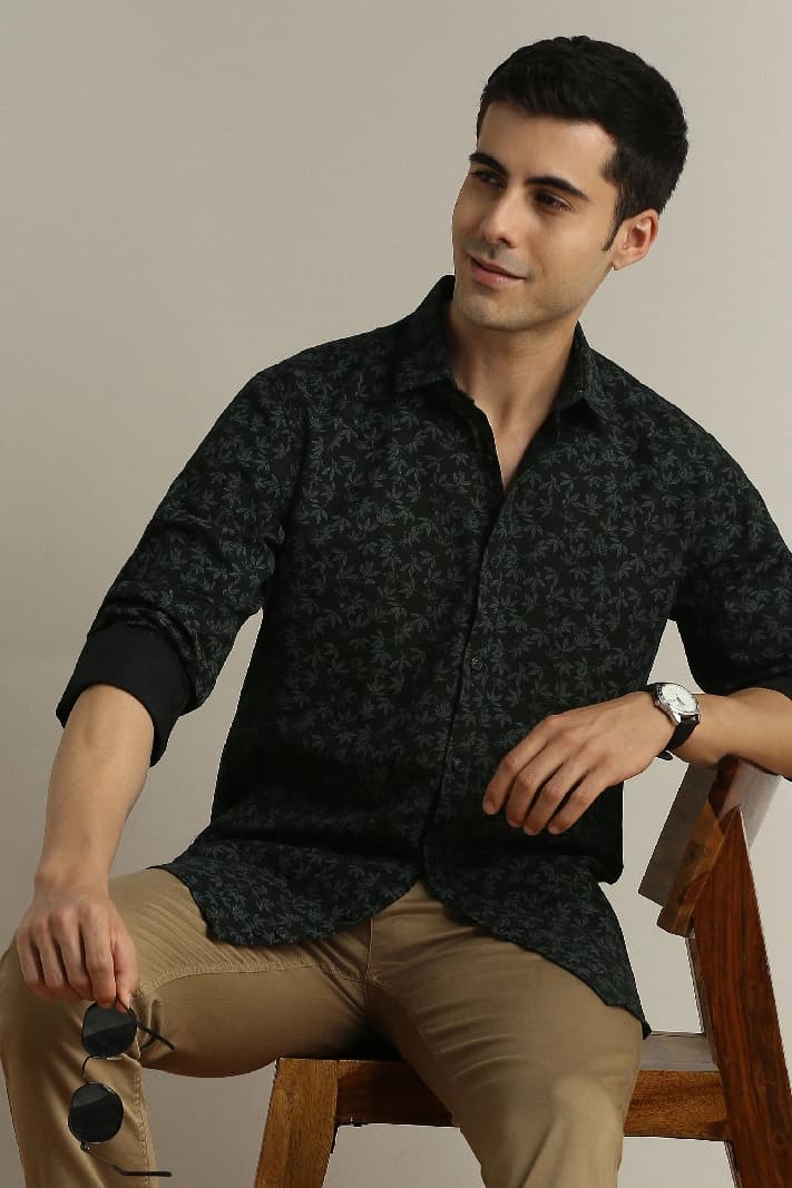 Men's Black Casual Printed Slim Fit Shirt