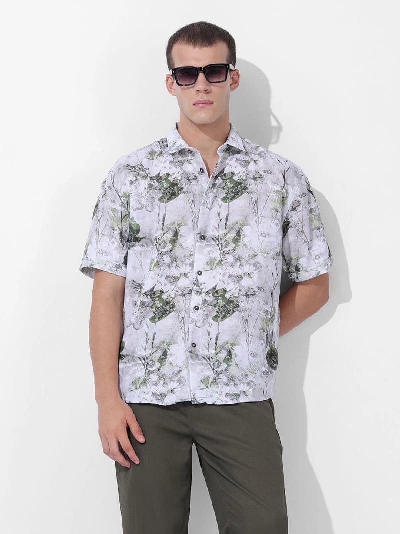 Men's White Casual Solid Regular Fit Shirt