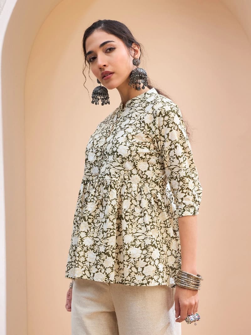 Women's Green Casual Printed Fit & Flared Kurti