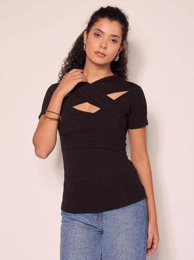 Women's Black Casual Solid Regular Fit Top
