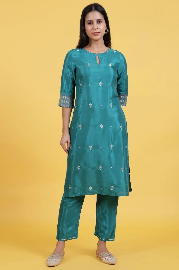 Women's Green Festive Regular Fit Kurta