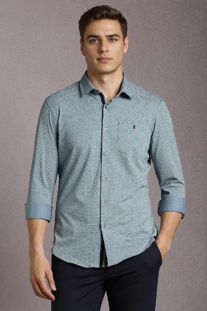 Men's Blue Casual Solid Slim Fit Shirt