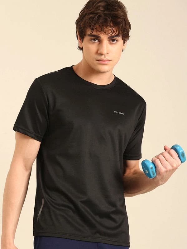 Men's Black Casual Regular Fit Tshirt