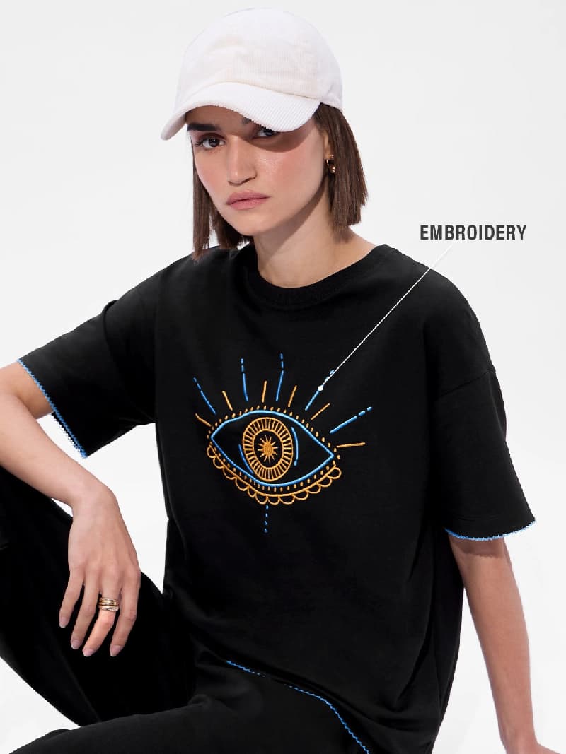 Women's Black Casual Printed Oversized Fit Tshirt