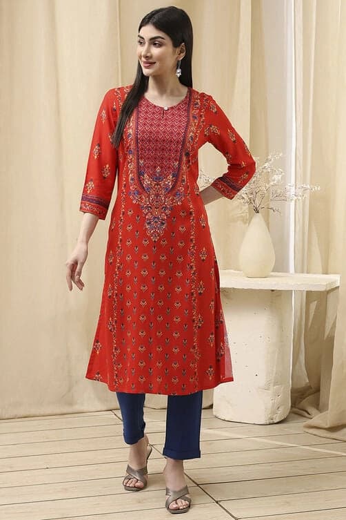 Women's Red Festive Printed Regular Fit Kurta