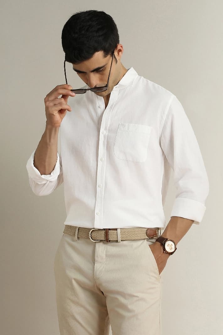 Men's White Casual Solid Regular Fit Shirt