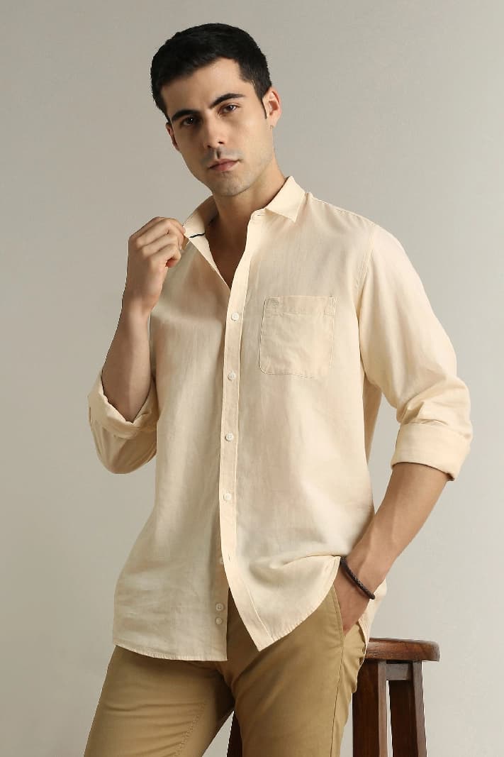 Men's Beige Casual Solid Regular Fit Shirt