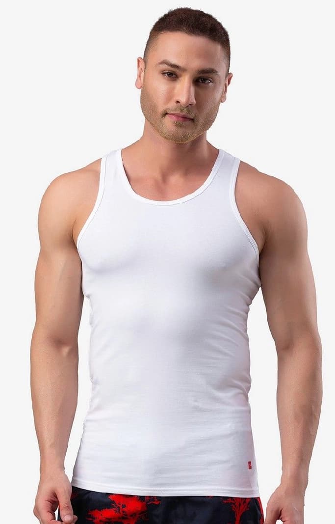 Men's White Solid Round Neck Vest
