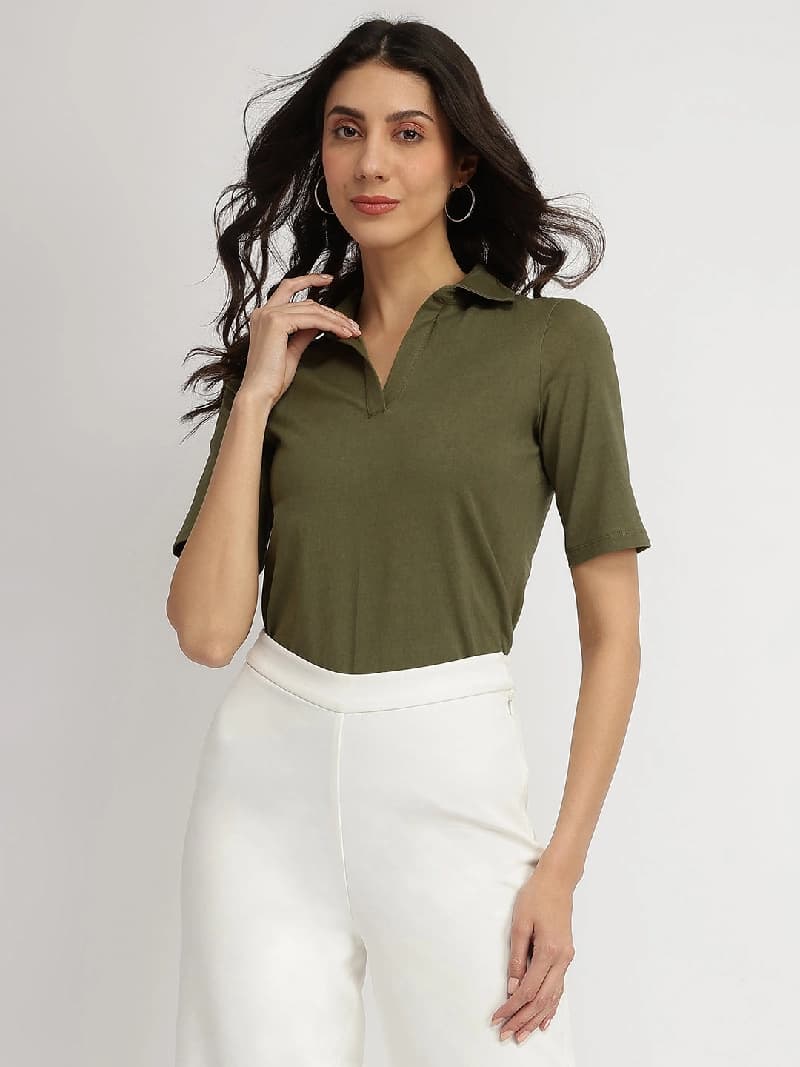 Women's Green Casual Solid Regular Fit Polo Tshirt