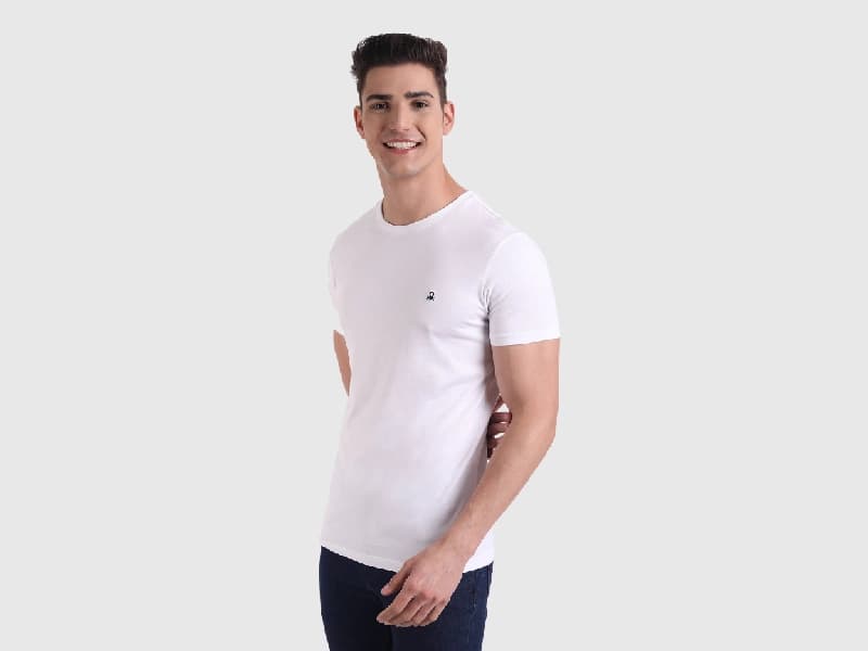 Men's White Casual Solid Slim Fit Tshirt