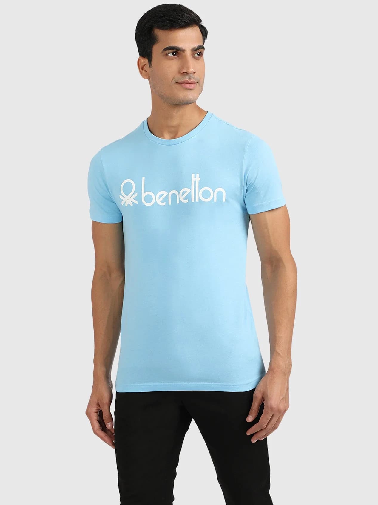 Men's Blue Casual Solid Slim Fit Tshirt