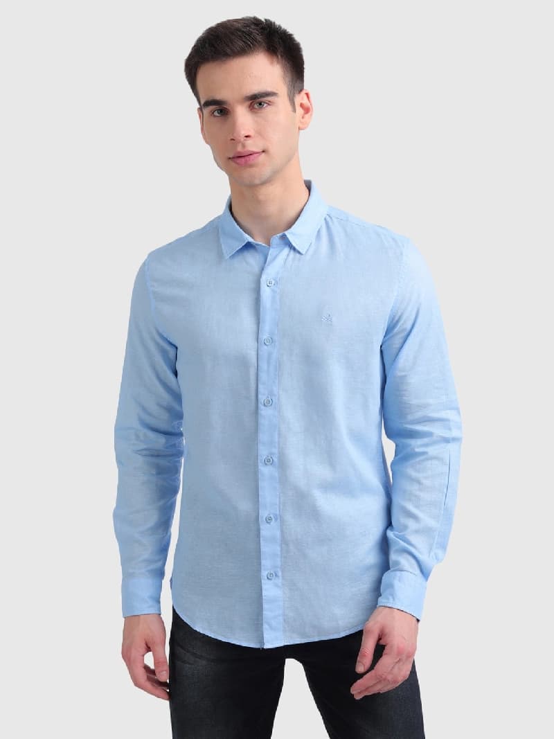 Men's Blue Casual Solid Slim Fit Shirt