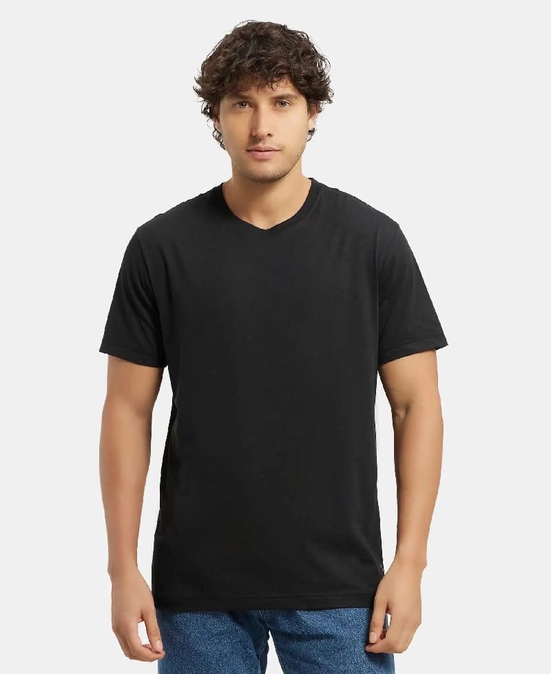 Men's Black Casual Solid Regular Fit Tshirt