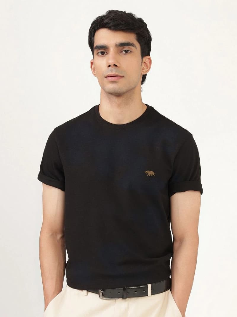 Men's Black Casual Solid Regular Fit Tshirt