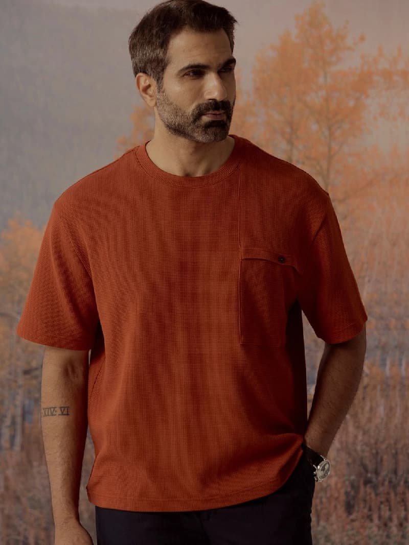 Men's Brown Casual Solid Regular Fit Tshirt