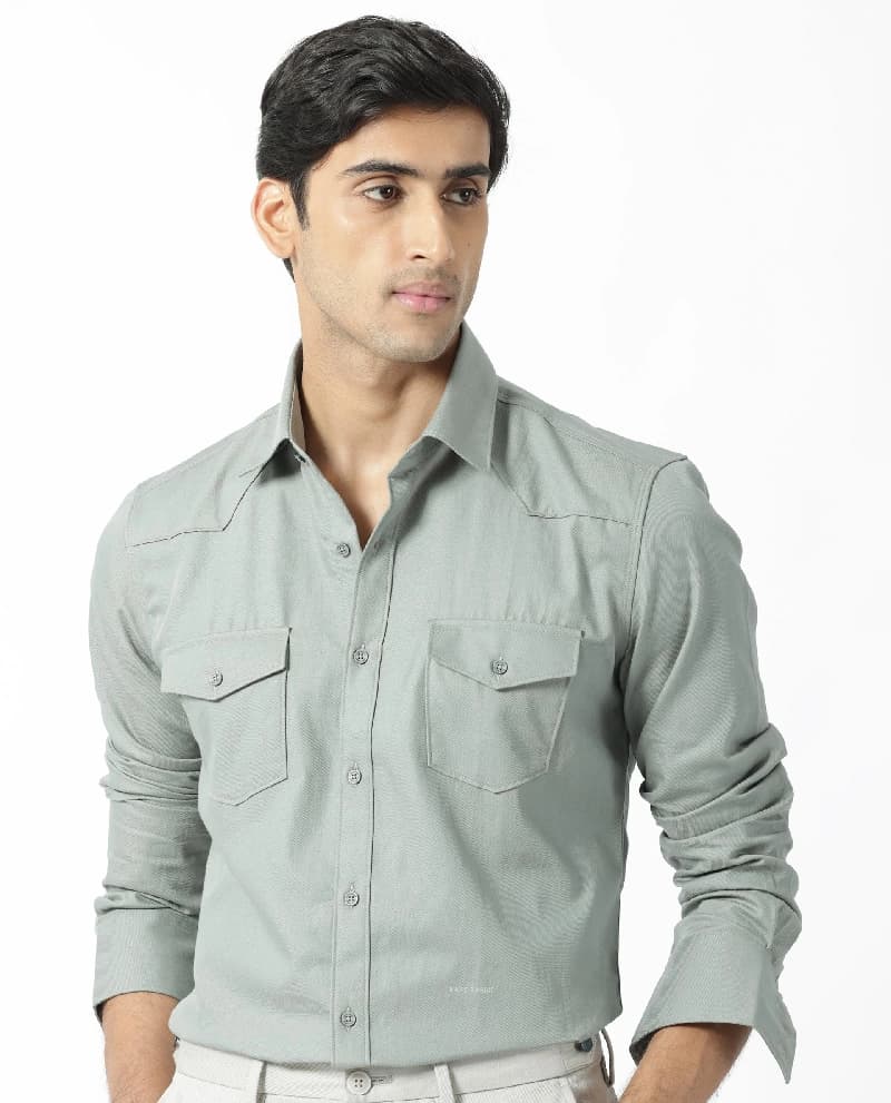 Men's Green Casual Solid Regular Fit Shirt