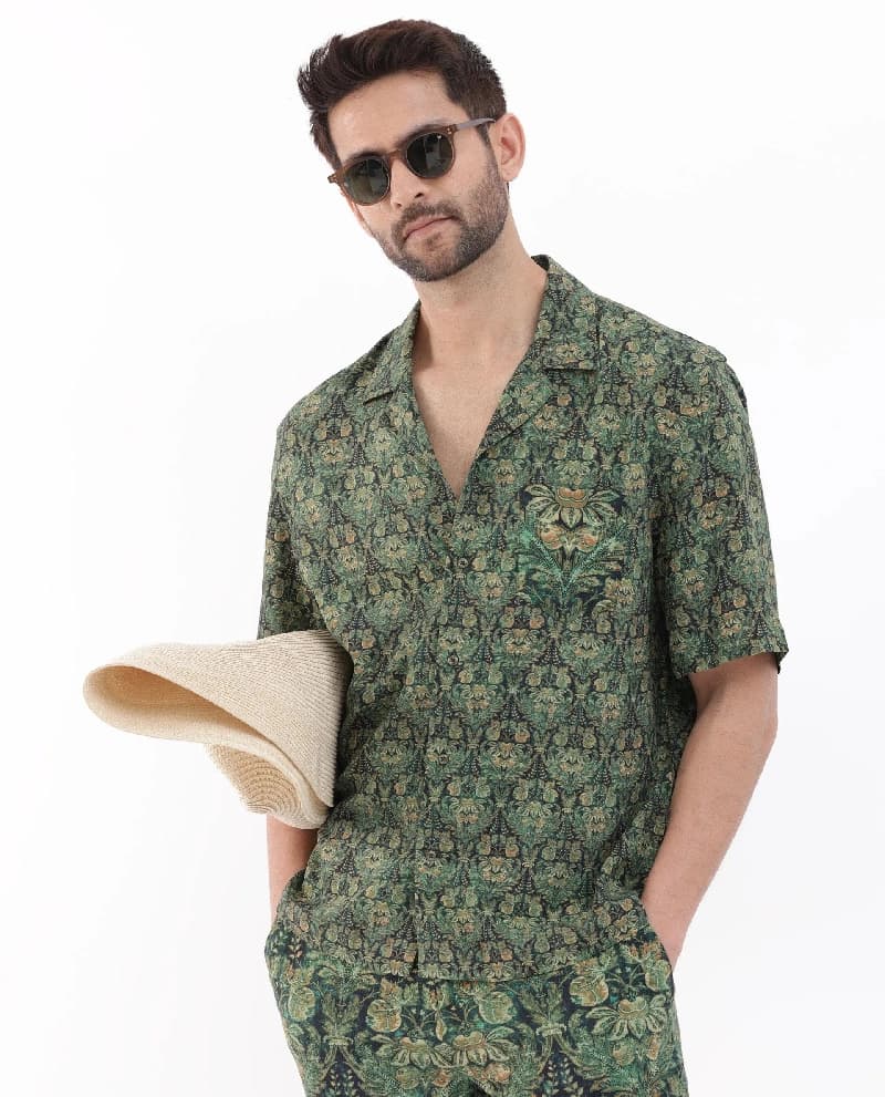 Men's Green Casual Printed Regular Fit Shirt