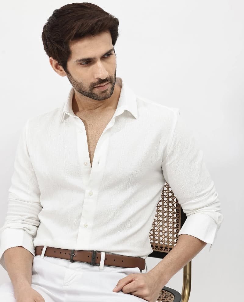 Men's White Casual Solid Regular Fit Shirt