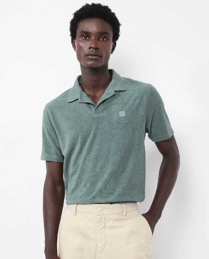 Men's Green Casual Solid Regular Fit Polo Tshirt
