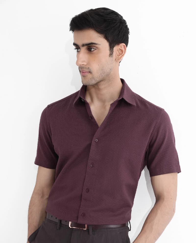 Men's Red Casual Solid Regular Fit Shirt