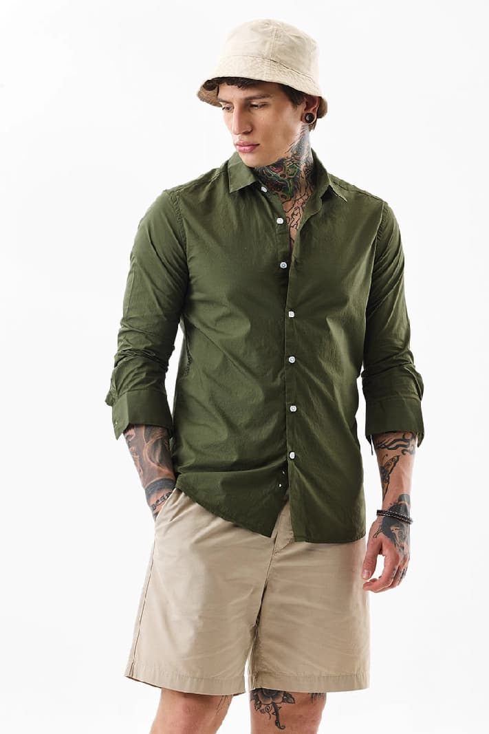 Men's Green Casual Solid Slim Fit Cotton Shirt