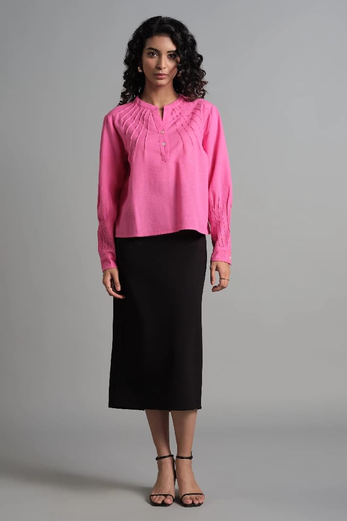 Women's Pink Casual Solid Regular Fit Top