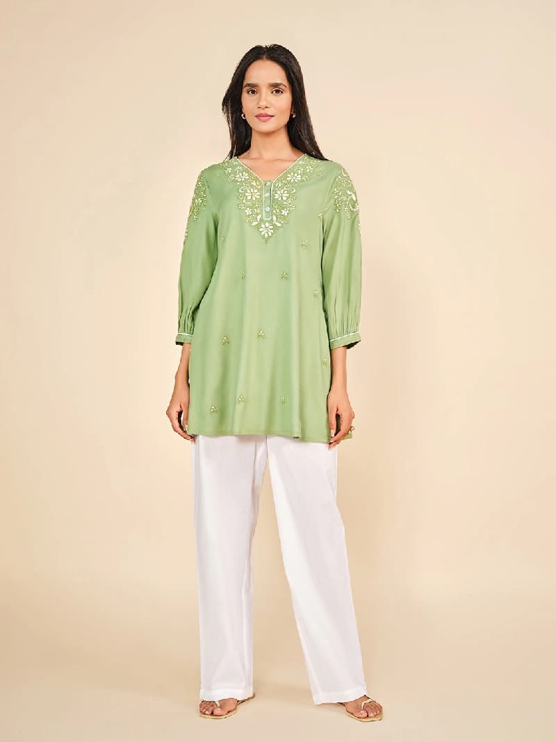 Women's Green Casual Fit & Flared Kurti