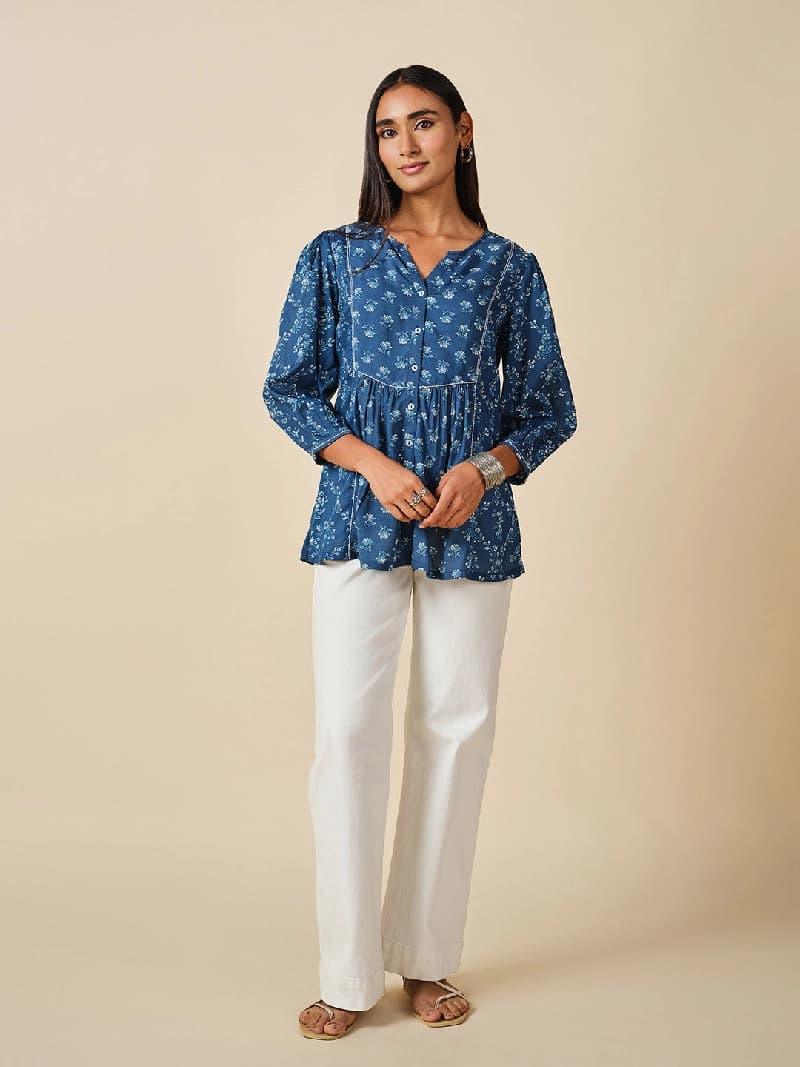 Women's Blue Casual Regular Fit Kurti