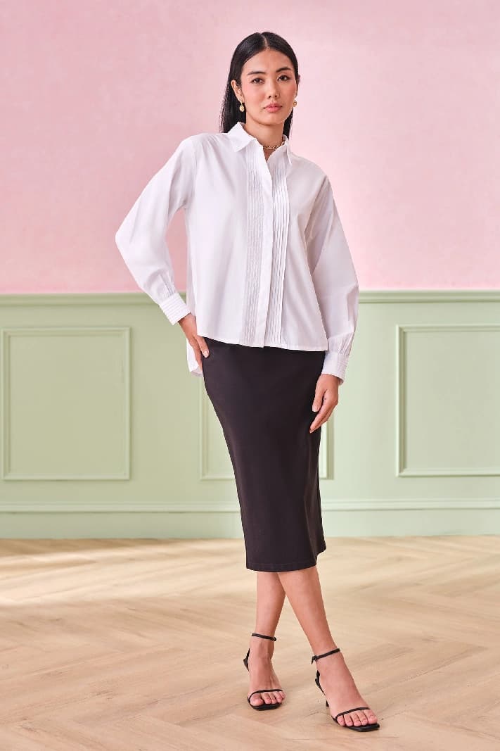 Women's White Casual Solid Regular Fit Top